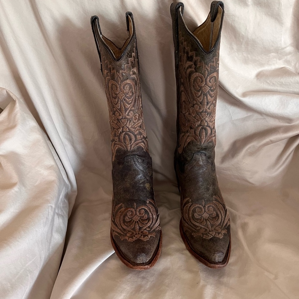 Size 8.5 Circle G by Corral Western Style Boots